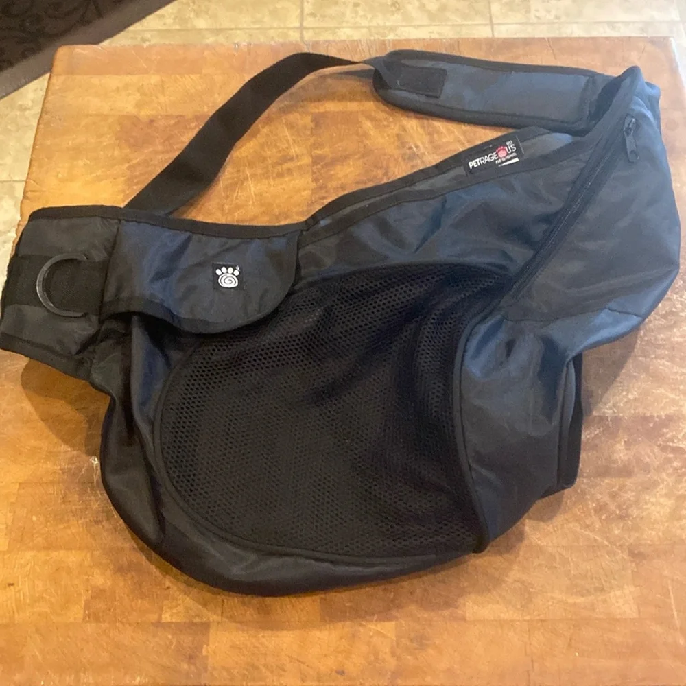 Pet Sling Carrier